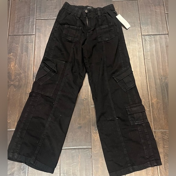 Y2K cargo pants size 27 BDG - Picture 4 of 5